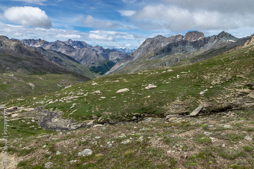 Le Péouvou , paysage du Queyras en été , hautes-Alpes , France