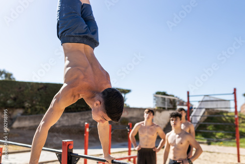 Obraz na plátně Calisthenic training