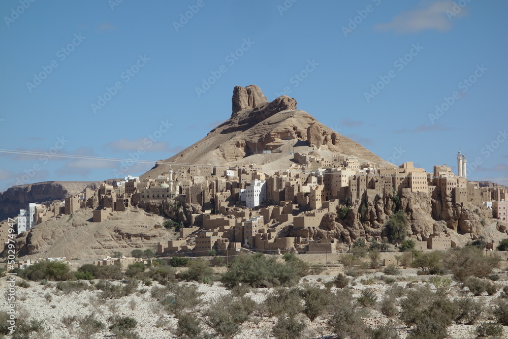 Village Al Hajjaryn in Wadi Doan