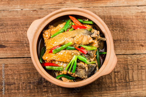 Chinese Cuisine: delicious fish belly pot