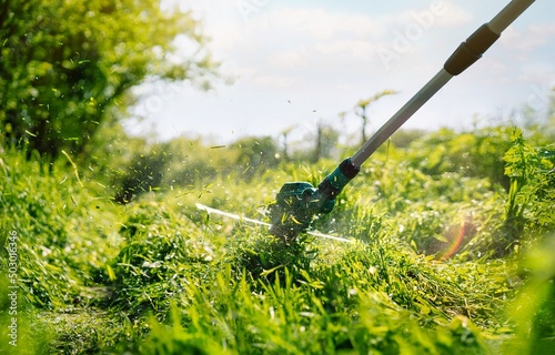 String grass trimmer photo