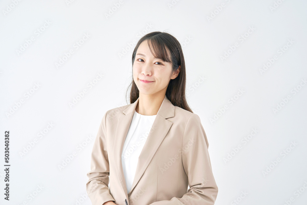 女性　ビジネス　笑顔　白背景
