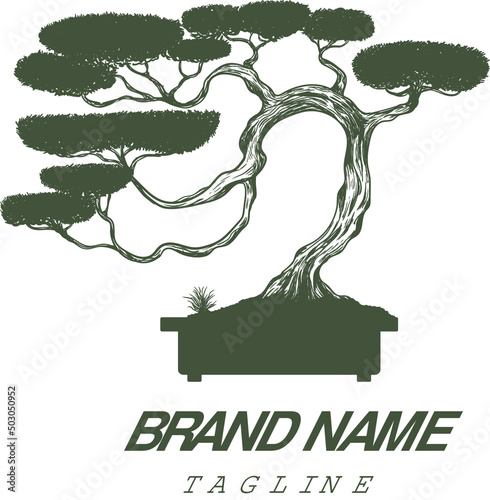 Vintage tree logo design
