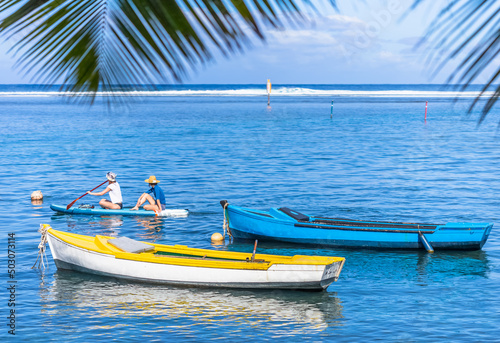 Paddle assis au Bassin Pirogue, l’Etang-Salé, île de la Réunion 