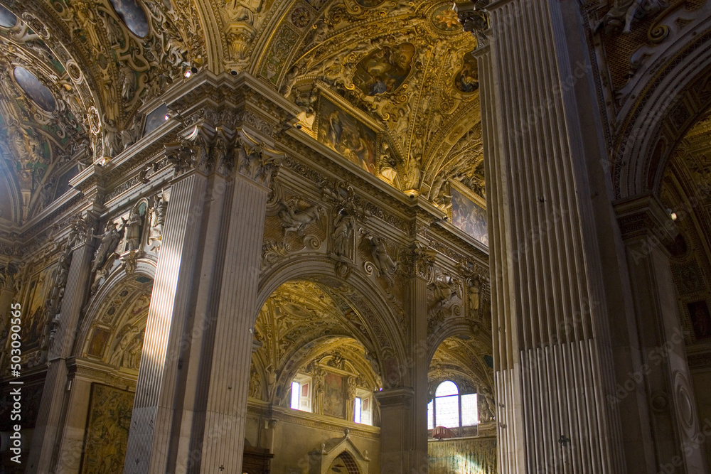  Interior of Basilica Santa Maria Maggiore in Bergamo, Italy