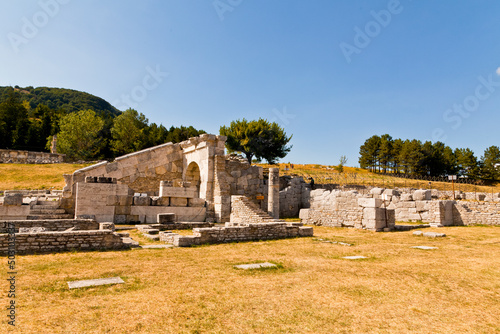 Pietrabbondante, Molise,scavi,santuario,sannita photo