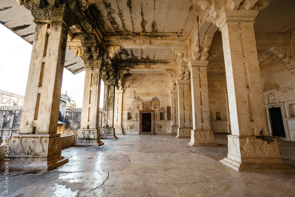 Hall inside of the palace of Bundi, Rajasthan, India, Asia