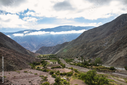 Foto Landscape view of the canyons and trees.Tucuman, Jujuy, Argentina