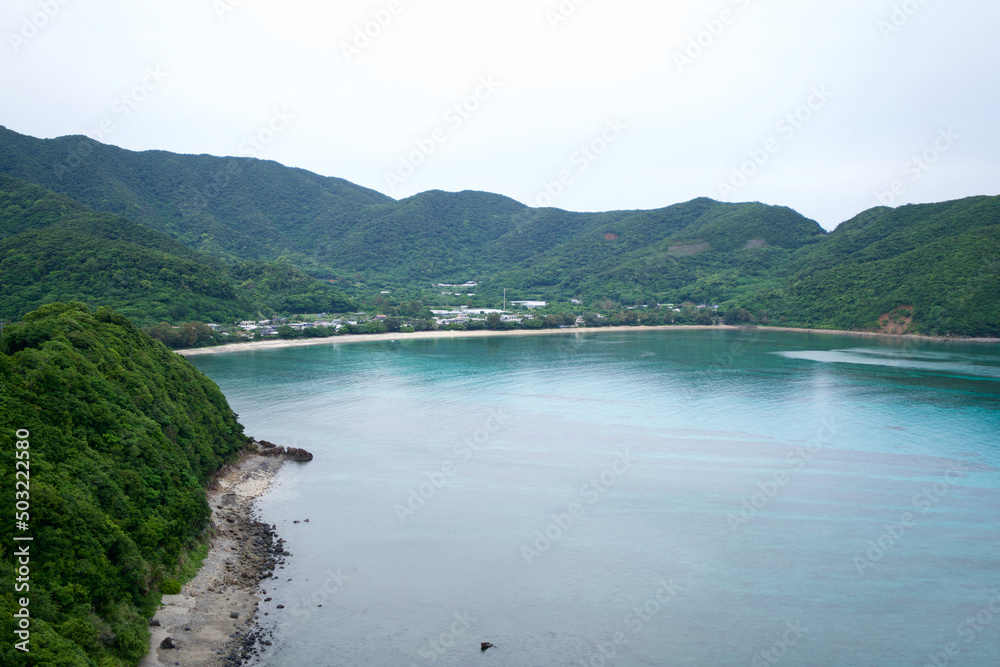 【奄美大島】マネン崎展望所からの眺望(嘉鉄ビーチ) 【奄美大島】マネン崎展望所からの眺望(嘉鉄ビーチ)