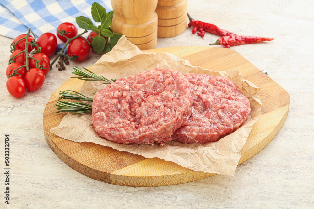 Raw pork cutlet for burger Raw pork cutlet for burger