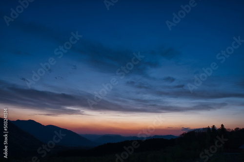 山の夕景1 © Kaz asakawa