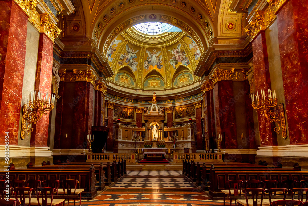 St. Stephen's basilica interiors, Budapest, Hungary St. Stephen's basilica interiors, Budapest, Hungary