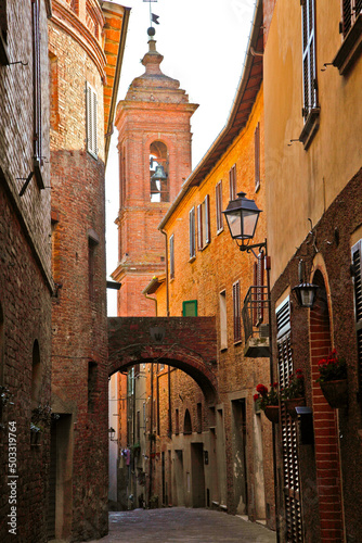 Torrita di Siena, vicoli medievali