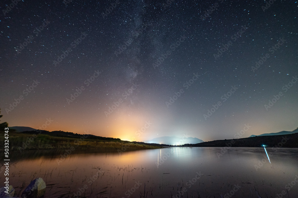 photography of the milky way in a lake in the Valencian community. long exposure photography