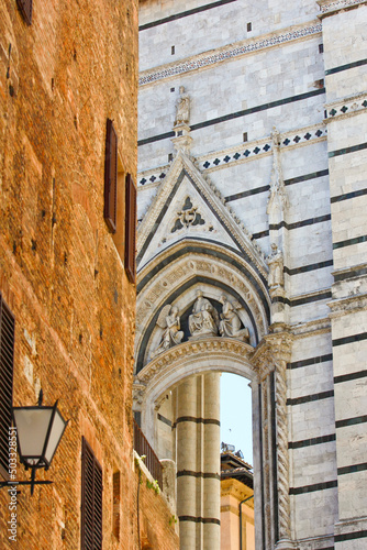 Fotografiet Siena, il Duomo di Santa Maria Assunta. Toscana, Italia