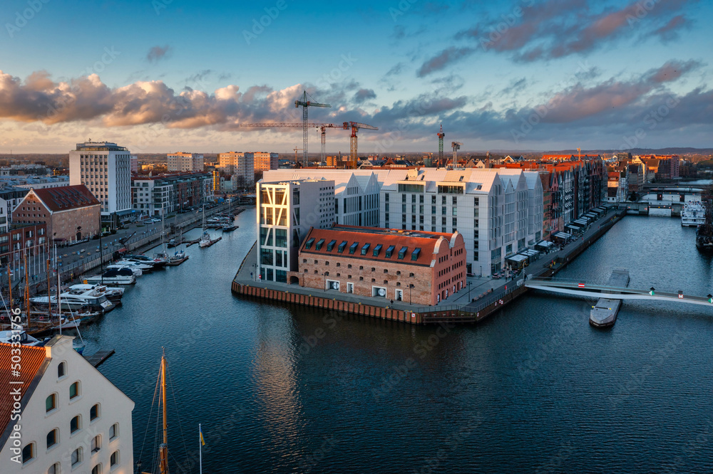 Naklejka premium Aerial view of the beautiful Gdansk city at sunrise, Poland