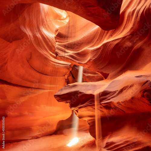 Foto Heart and light beam in famous antelope canyon arizona near page usa