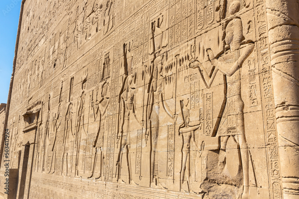 Fototapeta premium Dendera temple in Luxor, Egypt