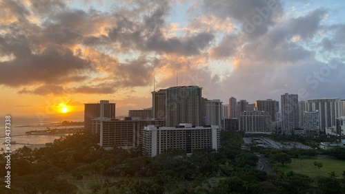 Sunset over the Waikiki beach, Oahu Island, Hawaii year 2022 May © KAYO SUGIUCHI