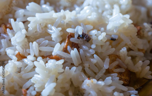 macro photo of white rice with fried garlic