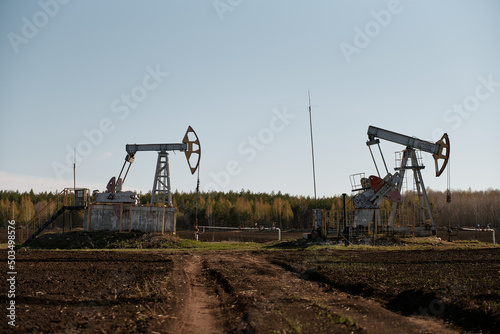 Technological oil and gas production. Production, transportation and processing of oil and gas. Production for the world's population