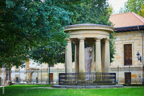 Εκτύπωση καμβά Gernikako Arbola or the Tree of Gernika Guernica, Basque Country, Spain