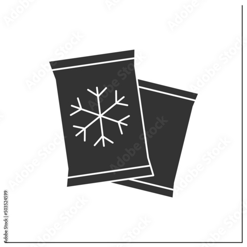  Cold pack glyph icon. Chilling packs for traumas treatment. Bruise prevention.Medical devices concept. Filled flat sign. Isolated silhouette vector illustration