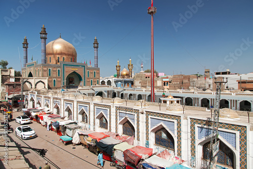 Shrine of Lal Shahbaz Qalandar in Sehwan Sharif, Pakistan photo