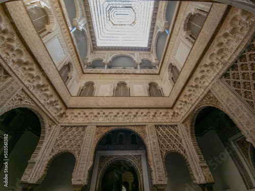 Detail of the architecture of the Alcazar of Seville, Andalusia, Spain © Gilles Rivest