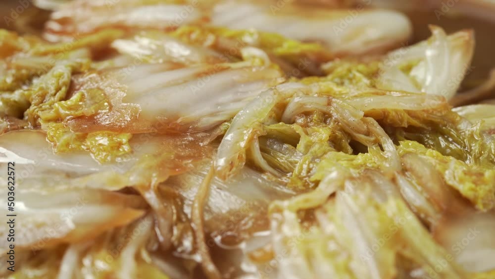 A common dish in Chinese families - vinegar and cabbage A common dish in Chinese families - vinegar and cabbage