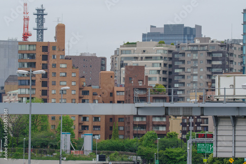 北の丸公園から見える番町の街並 © Tsubasa Mfg