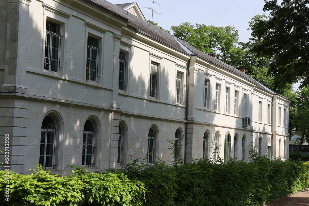 Le palais de justice, vue de l'extérieur, ville de Châteauroux, département de l'Indre, France