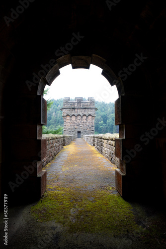 Foto Top of Lady bower dam Derbyshire in the UK