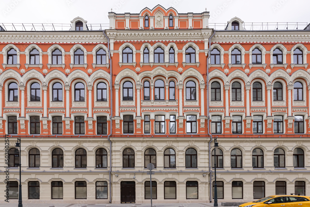 Fototapeta premium facade of a building