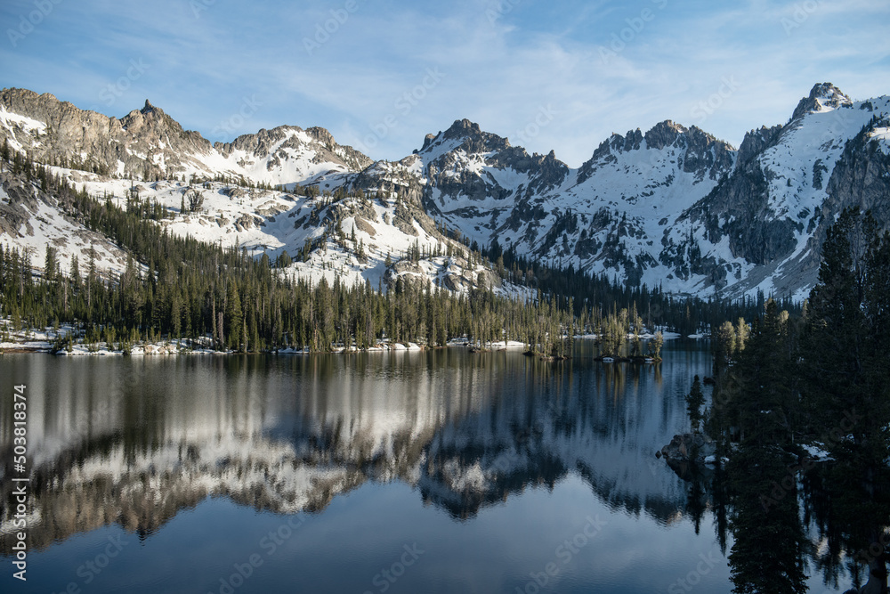 Beautiful alpine views of Alice Lake in the Sawtooth Mountains