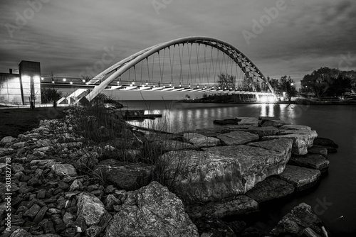 Photography Early morning at Humber Bay Arch Bridge in Toronto, Canada