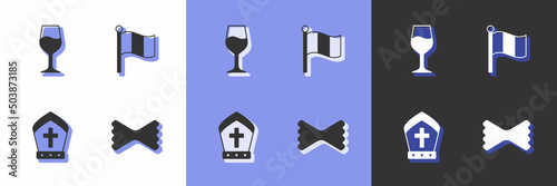 Set Macaroni, Wine glass, Pope hat and Flag Italy icon. Vector