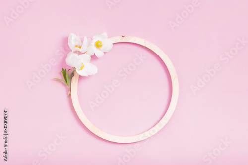 Fotobehang Summer or spring composition on a pink background