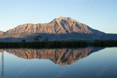 Mountain reflection Tulbagh