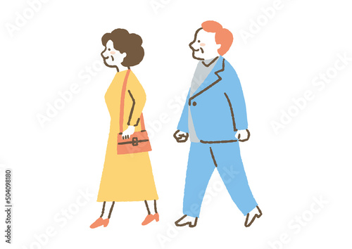 散歩している高齢夫婦_色