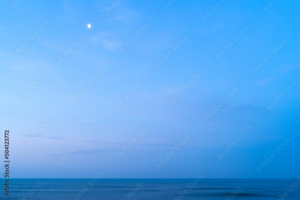 夜明け前の月夜 夜明け前の月夜