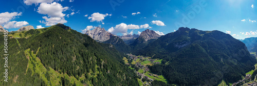 Fototapeta Naklejka Na Ścianę i Meble -  Dolomites - Southern Tyrol, Italy