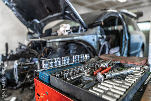 Obraz na płótnie car repair accessories at a service center