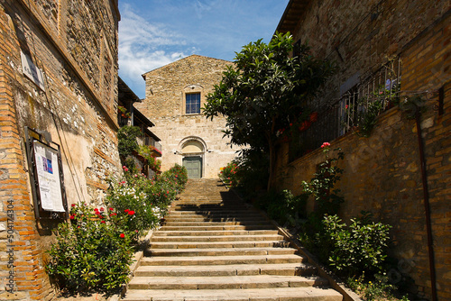 Fototapeta Naklejka Na Ścianę i Meble -  Bevagna, borgo medievale. Umbria, Italia, 