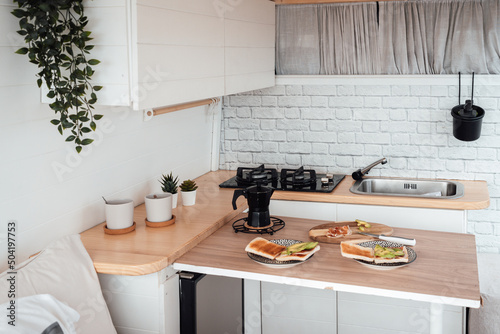 Desayuno en la playa, Camper life, van life