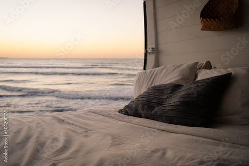 Atardecer en la playa, Camper life, Van life