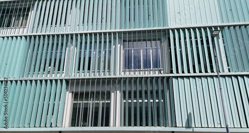 facciata con frangisole