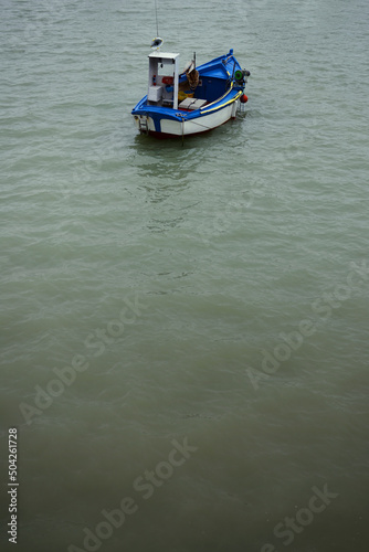 Petit bateau de pêche