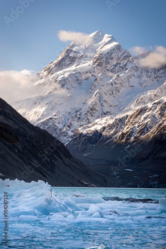 A clear Winter's day in Aoraki Mount Cook National Park, New Zealand