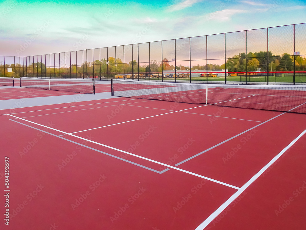 Fototapeta premium Red tennis court with gray pickleball lines